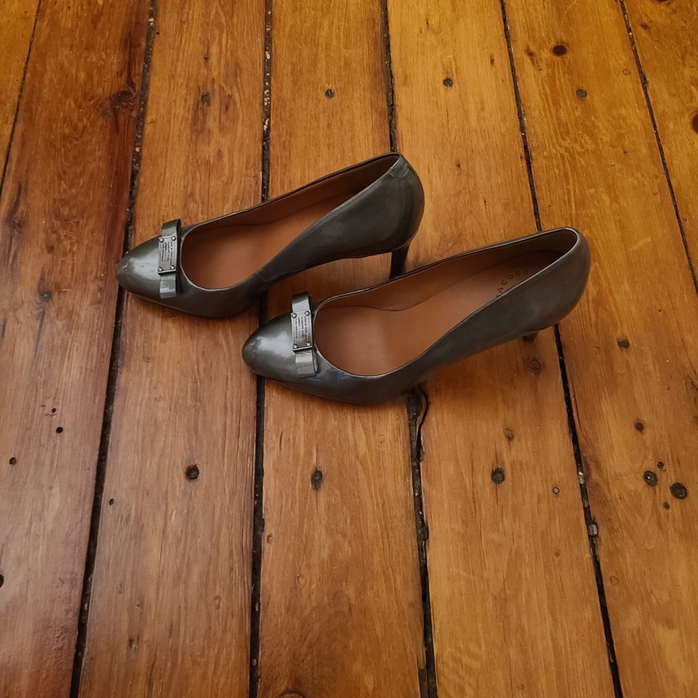 Marc Jacobs high heels with bow